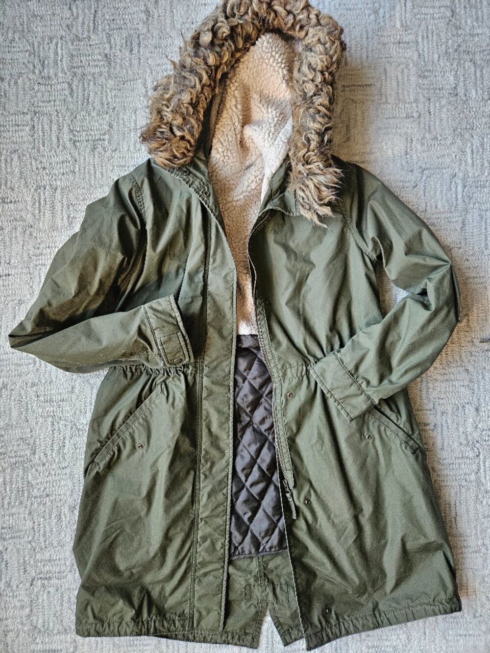 Uniqlo long oversized warm coat removable lining green sherpa hood women's S